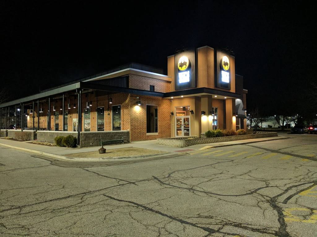 Buffalo Wild Wings | restaurant | 140 S Gary Ave, Bloomingdale, IL 60108, USA | 6308936063 OR +1 630-893-6063