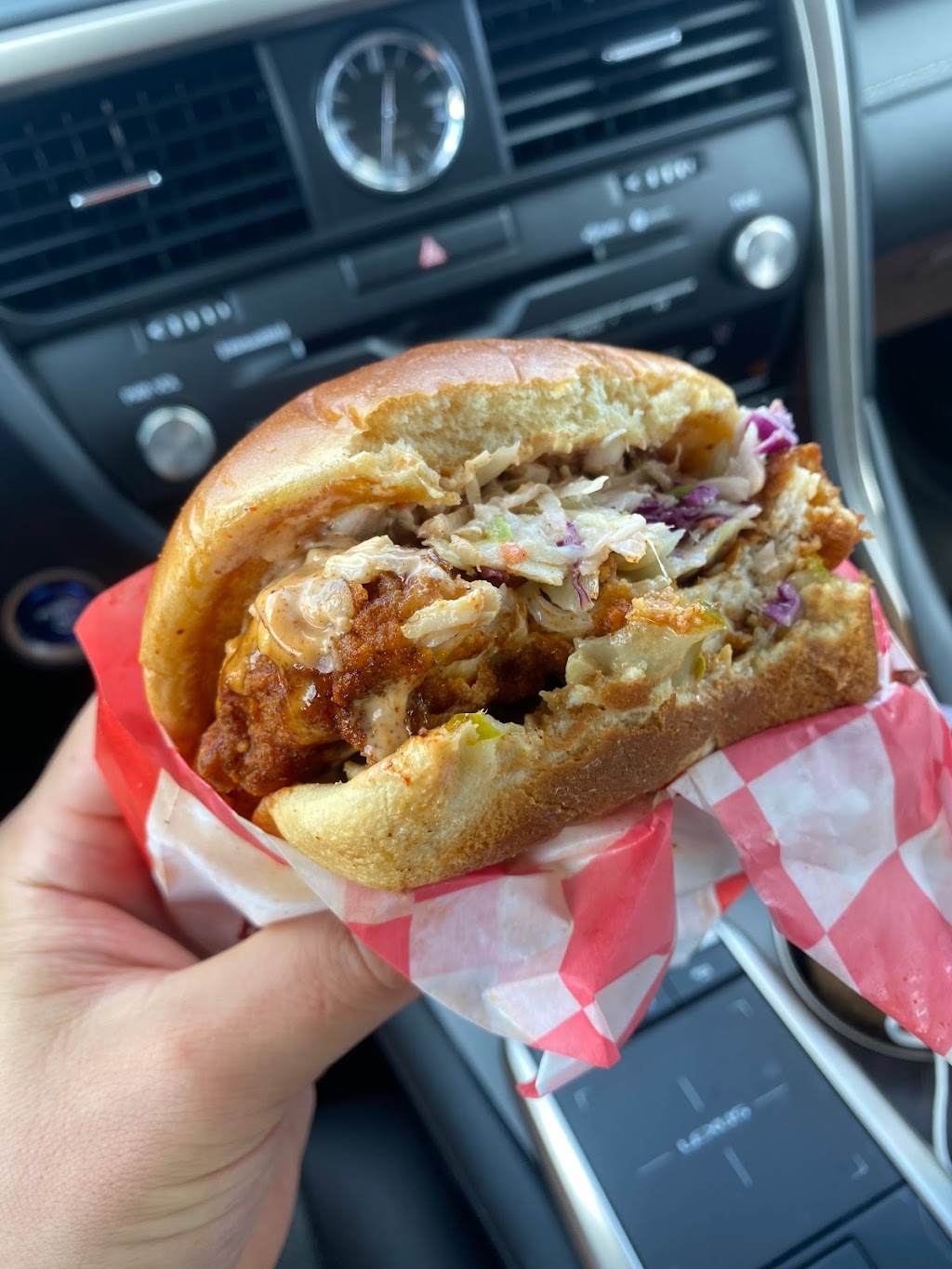 Burnin Mouth Nashville Hot Chicken | restaurant | food court, 2166 Brea Mall, Brea, CA 92821, USA | 7148045272 OR +1 714-804-5272