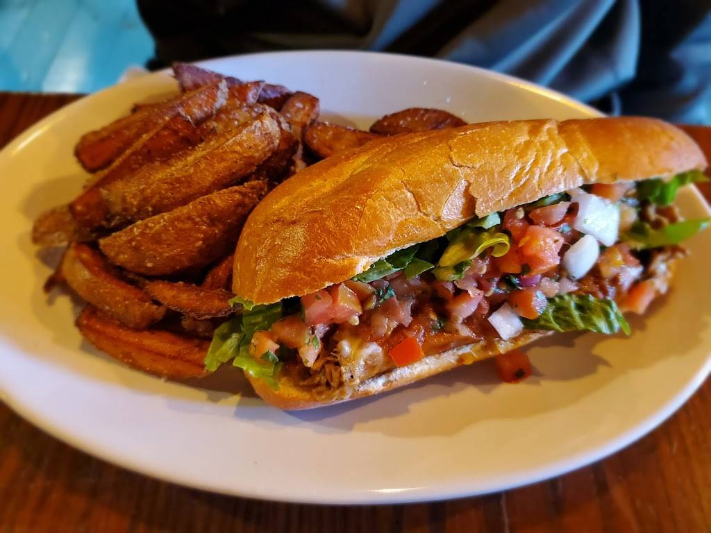 El Toro Barbacoa | restaurant | 14 Blue Rock Rd, Millersville, PA 17551, USA | 7175843116 OR +1 717-584-3116