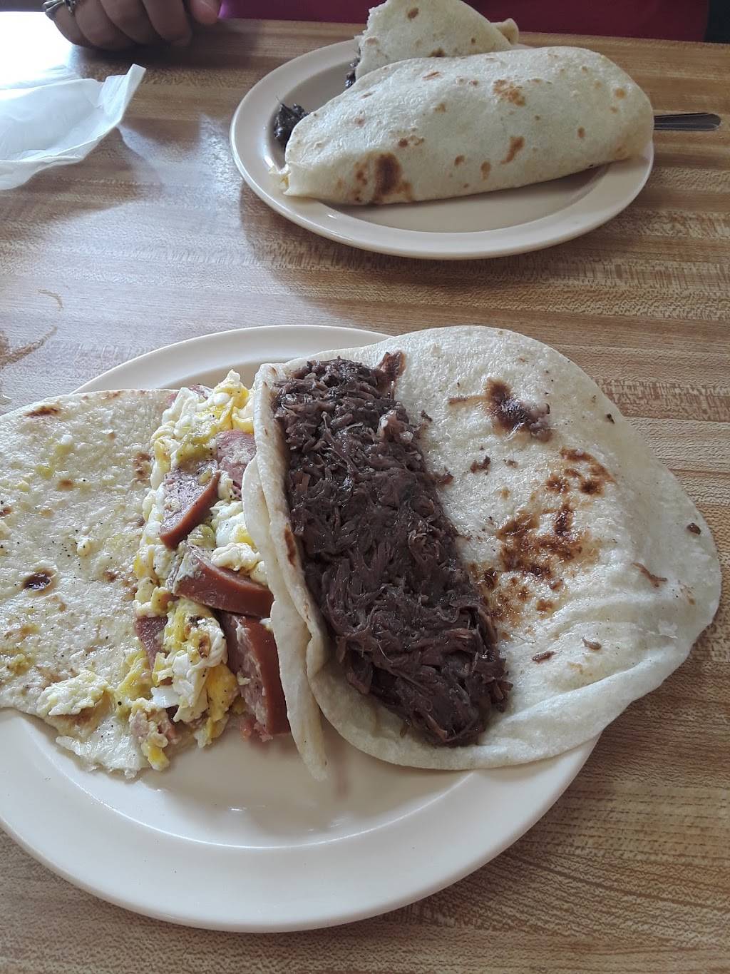 Panchos Mexican Restaurant | restaurant | 1005 Enrique M. Barrera Pkwy, San Antonio, TX 78237, USA | 2104332800 OR +1 210-433-2800