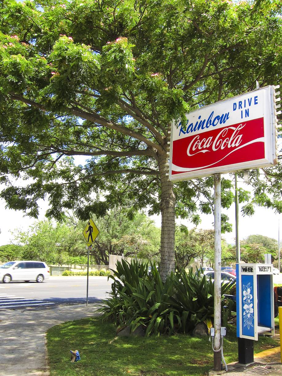 Rainbow Drive-In | restaurant | 3308 Kanaina Ave, Honolulu, HI 96815, USA | 8087370177 OR +1 808-737-0177