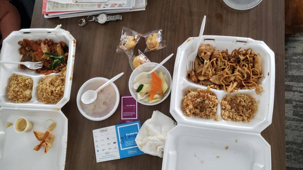 Colorado Wok | restaurant | 385 Crossing Dr #109, Lafayette, CO 80026, USA | 3039269399 OR +1 303-926-9399