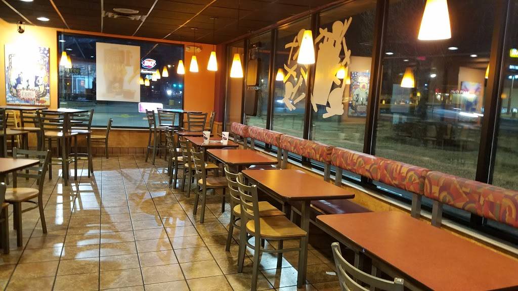 Taco Bell | meal takeaway | 855 W Main St, Lewisville, TX 75067, USA | 9724367472 OR +1 972-436-7472