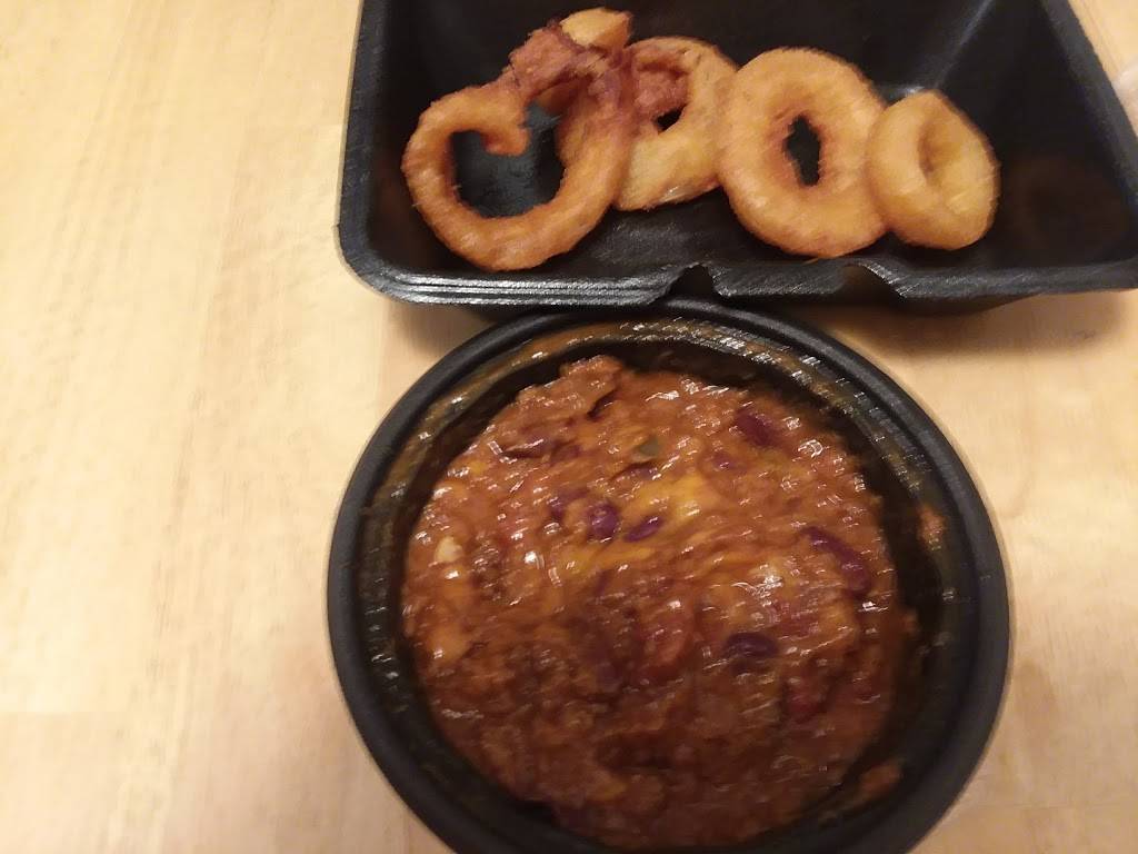 Huddle House | meal takeaway | 933 Folly Rd, Charleston, SC 29412, USA | 8437627404 OR +1 843-762-7404