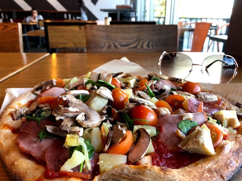 Blaze Pizza | meal takeaway | 5604 Balboa Ave, San Diego, CA 92111, USA | 8583143346 OR +1 858-314-3346