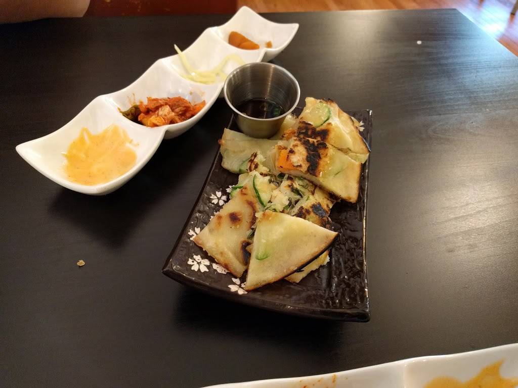 Korean BBQ Town | restaurant | 30 Wellington St, St. Catharines, ON L2R 5P8, Canada | 9053413621 OR +1 905-341-3621