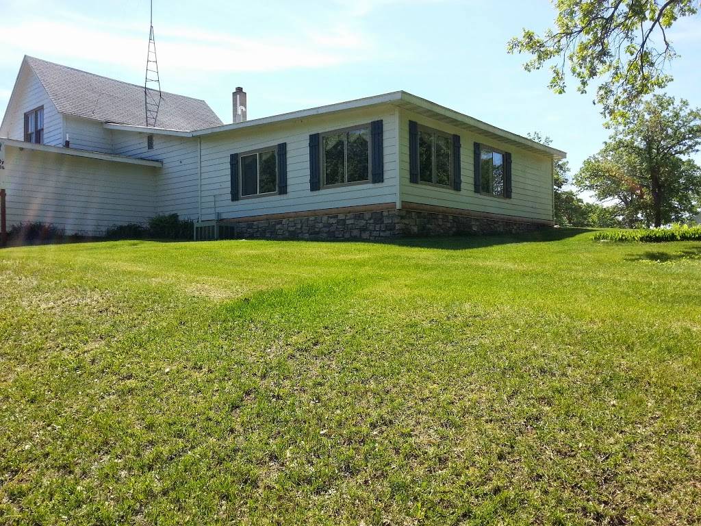 The Hilltop Inn | restaurant | 12371 Co Hwy 6, Park Rapids, MN 56470, USA | 2187325644 OR +1 218-732-5644