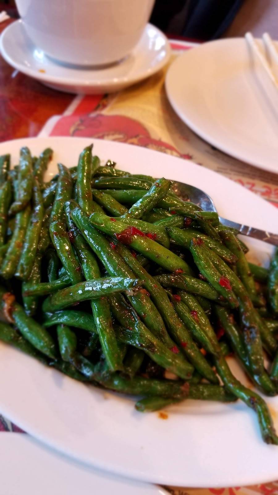 Green Leaves Chinese Restaurant & Lounge | night club | 647 US-1, York, ME 03909, USA | 2073632025 OR +1 207-363-2025