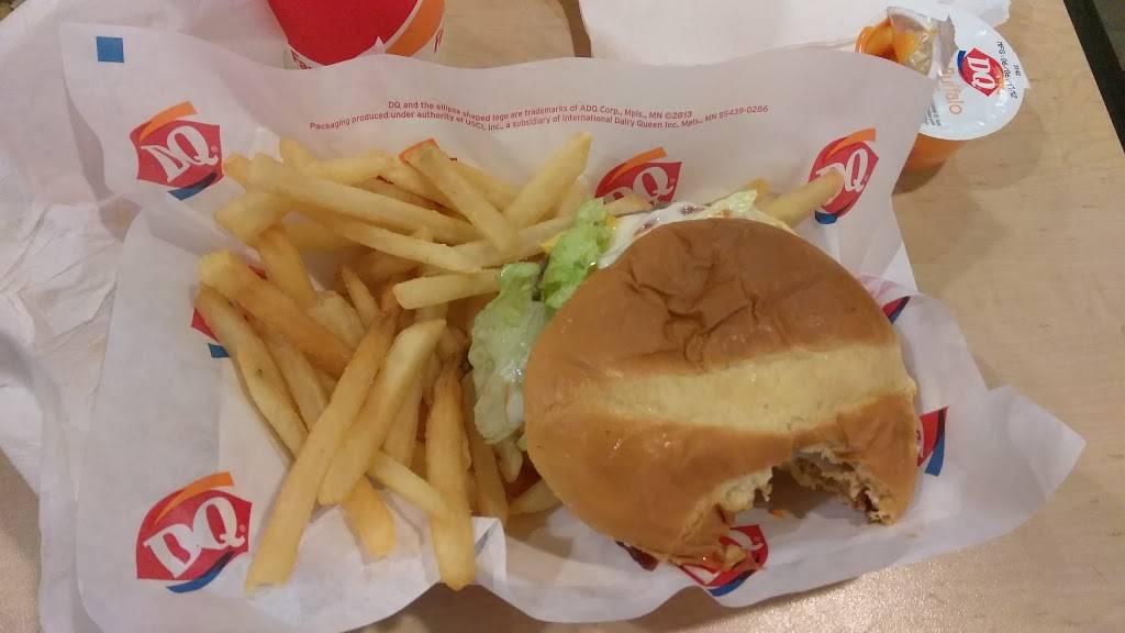 Dairy Queen Grill & Chill | restaurant | 4895 Golden Gate Pkwy, Naples, FL 34116, USA | 2394556700 OR +1 239-455-6700