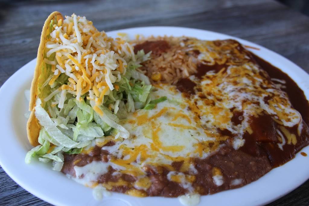 Mission Burrito | restaurant | 888 New Los Angeles Ave, Moorpark, CA 93021, USA | 8055524433 OR +1 805-552-4433