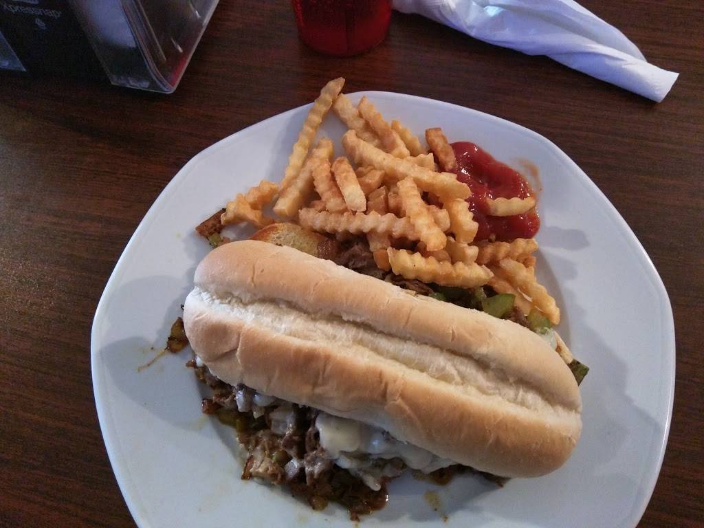 Chicos Bar & Grill | night club | 575 S 6th St, Wood River, IL 62095, USA | 6182541310 OR +1 618-254-1310