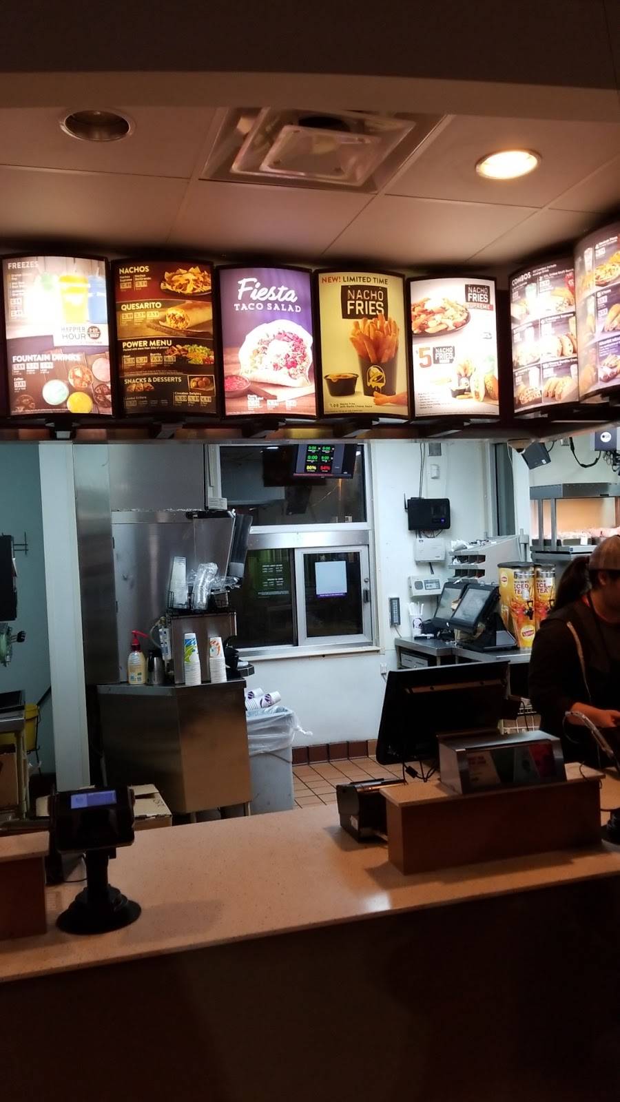 Taco Bell | meal takeaway | 6704 NW Cache Rd, Lawton, OK 73505, USA | 5805369787 OR +1 580-536-9787
