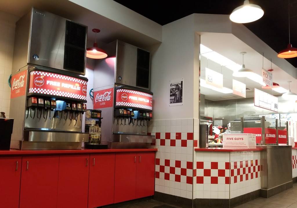 Five Guys | meal takeaway | 9635 Riverside Pkwy, Tulsa, OK 74137, USA | 9182965509 OR +1 918-296-5509