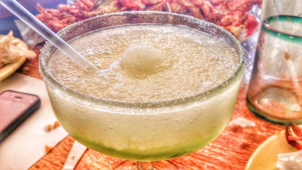 Restaurant Chela | restaurant | Chinchorro 11, 22700 Puerto Nuevo, B.C., Mexico | 016616141342 OR +52 661 614 1342