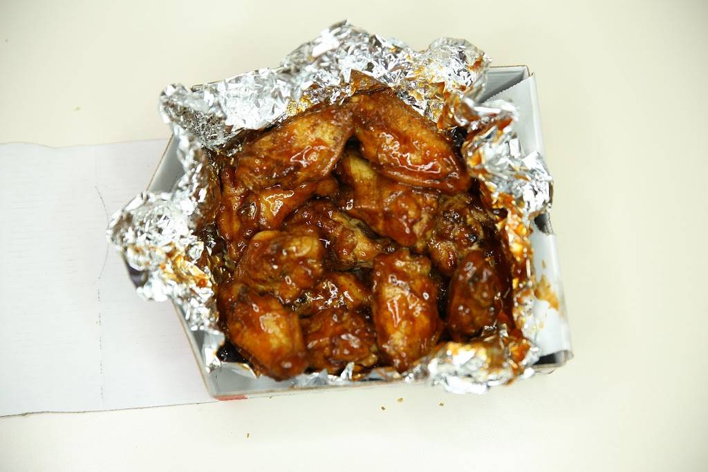 Papa Johns Pizza | restaurant | 20711 Wilderness Oak, San Antonio, TX 78258, USA | 2105455353 OR +1 210-545-5353