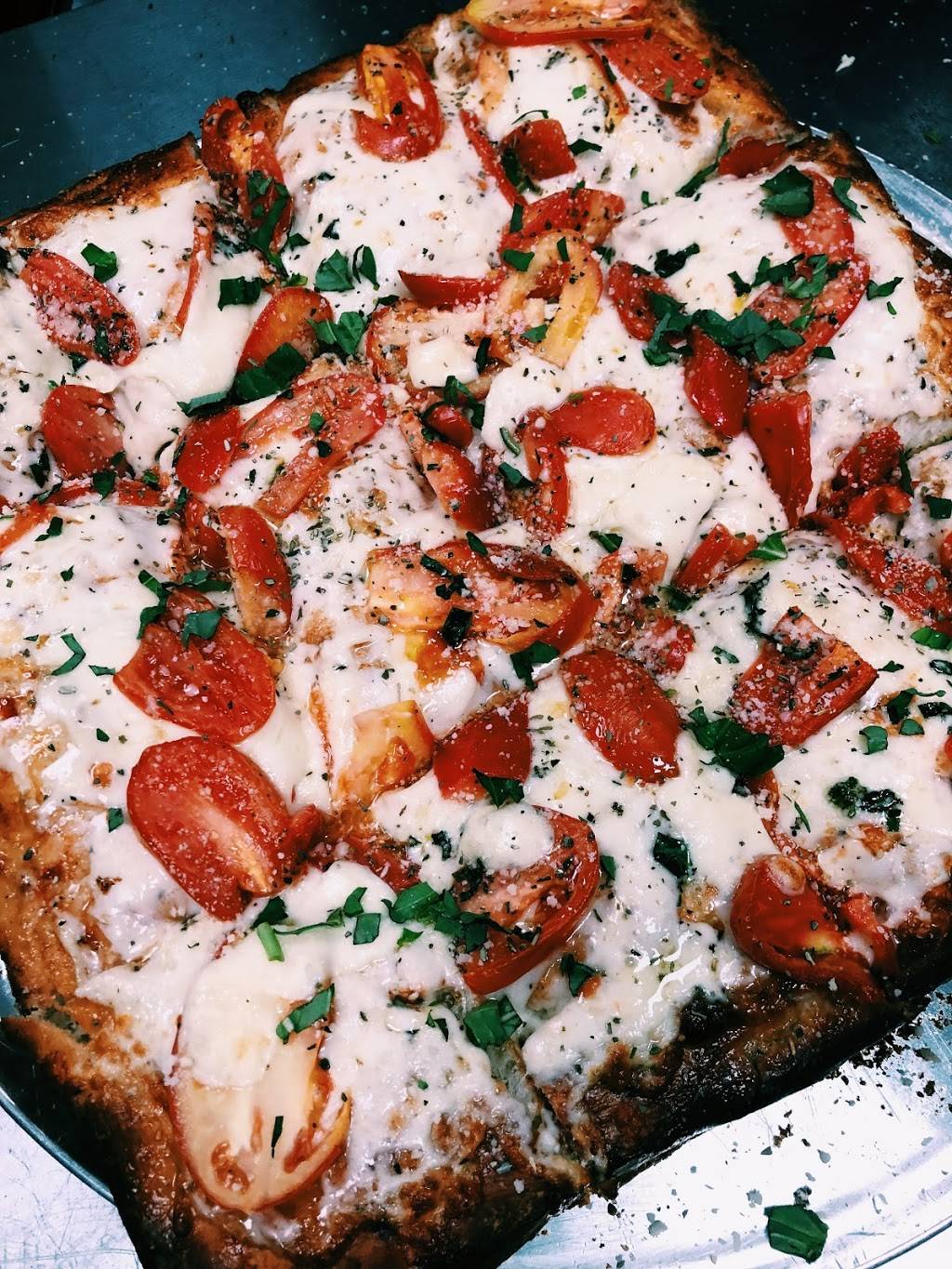 Grato Italian Grill & Pizzeria | restaurant | 3801 W Lake Mary Blvd, Lake Mary, FL 32746, USA | 4072683715 OR +1 407-268-3715