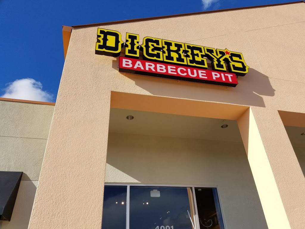 Dickeys Barbecue Pit | restaurant | 4001 Clark Rd, Sarasota, FL 34233, USA | 9419224400 OR +1 941-922-4400