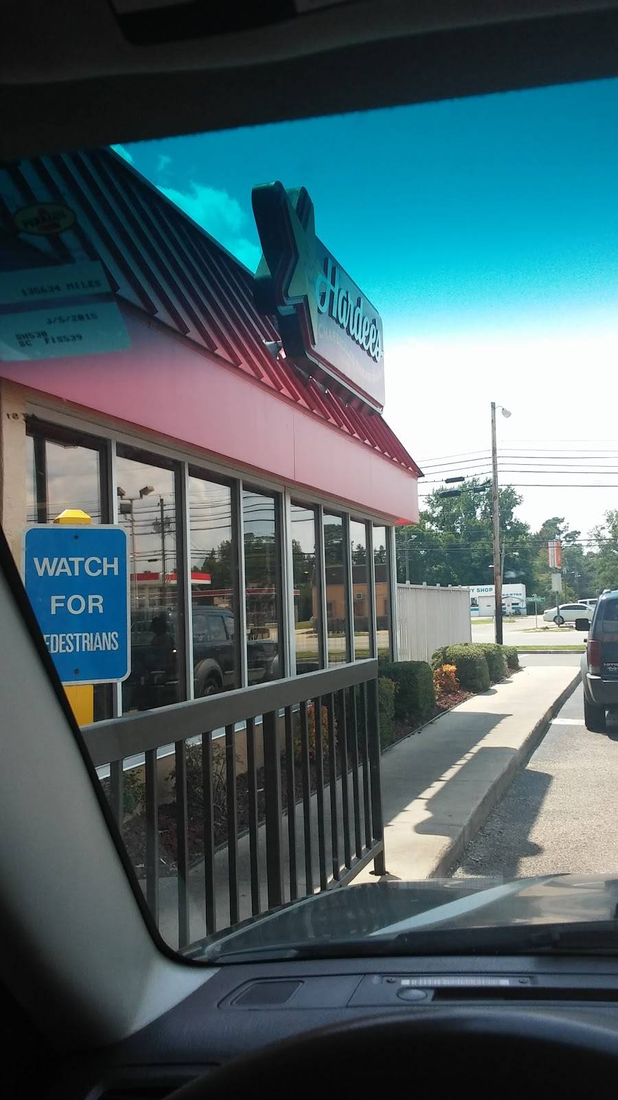 Hardees | restaurant | 115 S Ron McNair Blvd, Lake City, SC 29560, USA | 8433942219 OR +1 843-394-2219