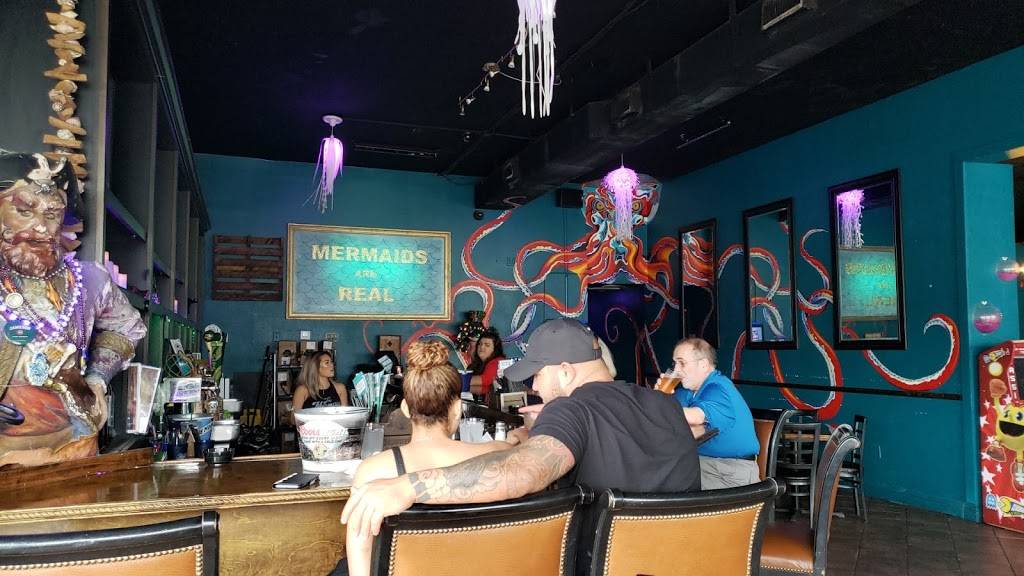 The Mermaid Dive Bar | restaurant | 709 Howard Ave, Biloxi, MS 39530, USA | 2282072878 OR +1 228-207-2878