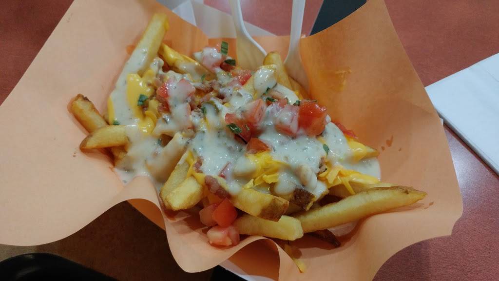 Charleys Philly Steaks | restaurant | 500 Rexdale Blvd L003, Etobicoke, ON M9W 6K5, Canada | 4167989914 OR +1 416-798-9914