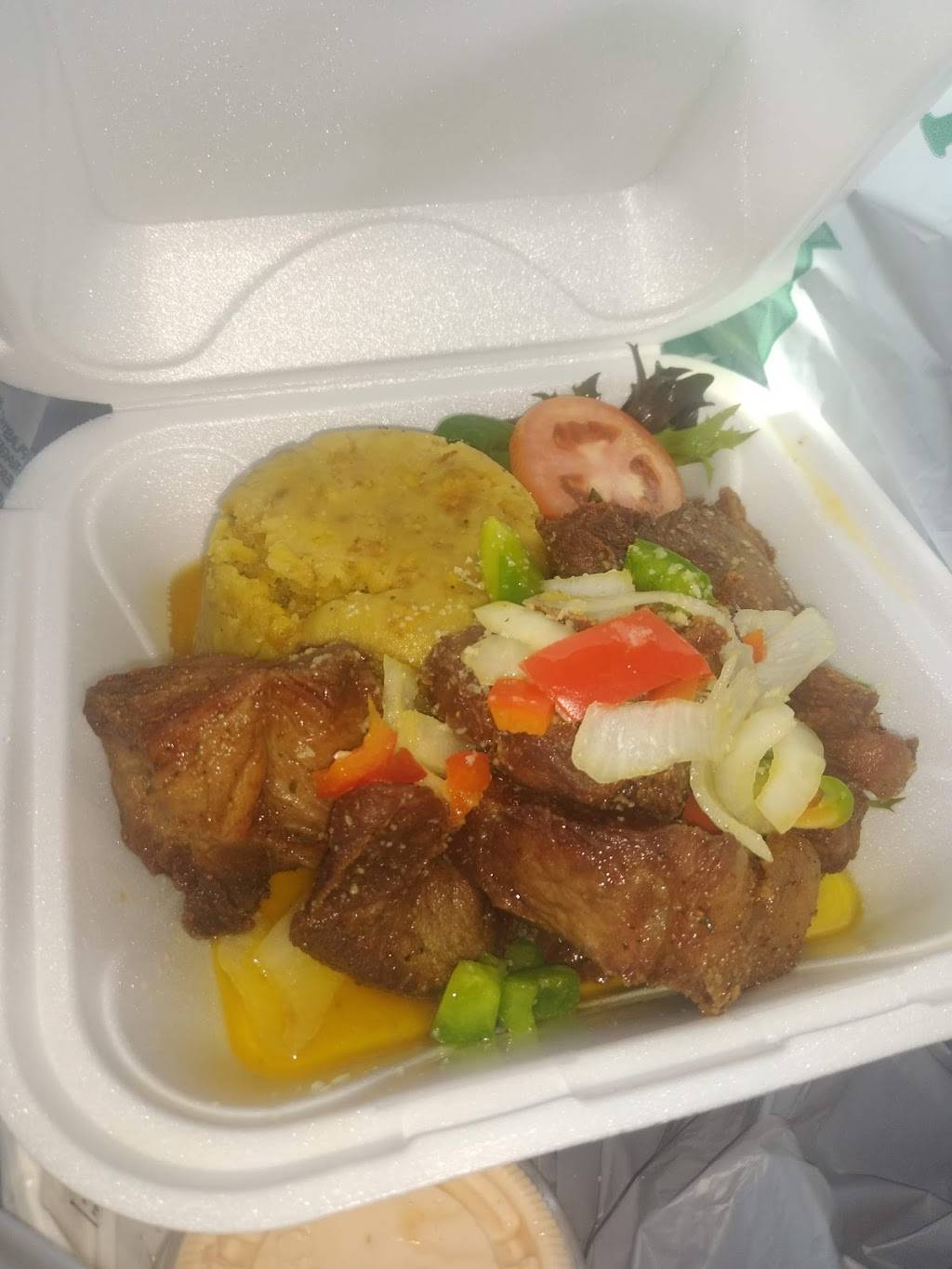 Caribe Fusion | restaurant | 43750 US-27, Davenport, FL 33837, USA | 8188775727 OR +1 818-877-5727