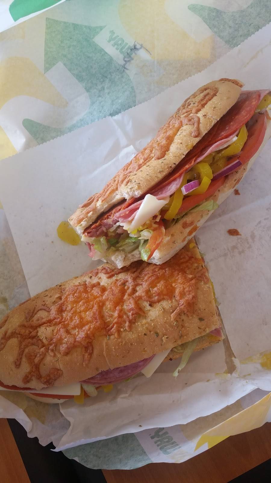 Subway | restaurant | 2496 W Ridge Rd, Rochester, NY 14626, USA | 5852252050 OR +1 585-225-2050