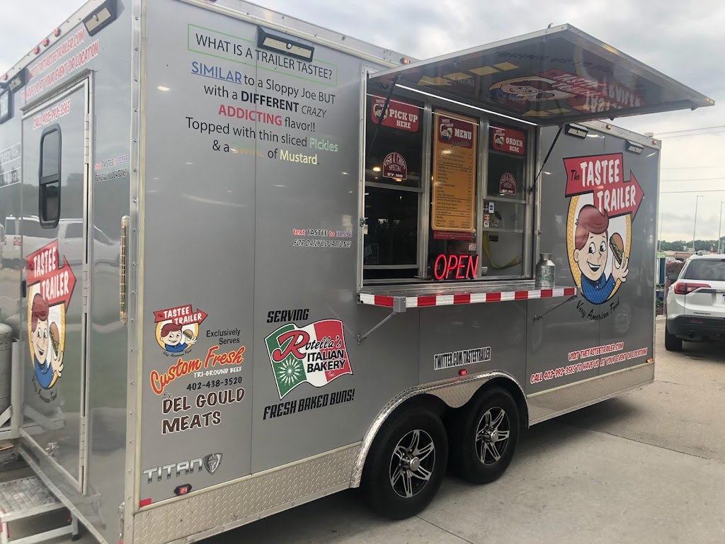 The Tastee Trailer of Omaha | restaurant | 1116 Applewood Dr, Papillion, NE 68046, USA | 4028007451 OR +1 402-800-7451