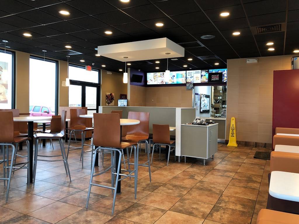 Taco Bell | meal takeaway | 2771 Heartland Dr, Coralville, IA 52241, USA | 3195452455 OR +1 319-545-2455
