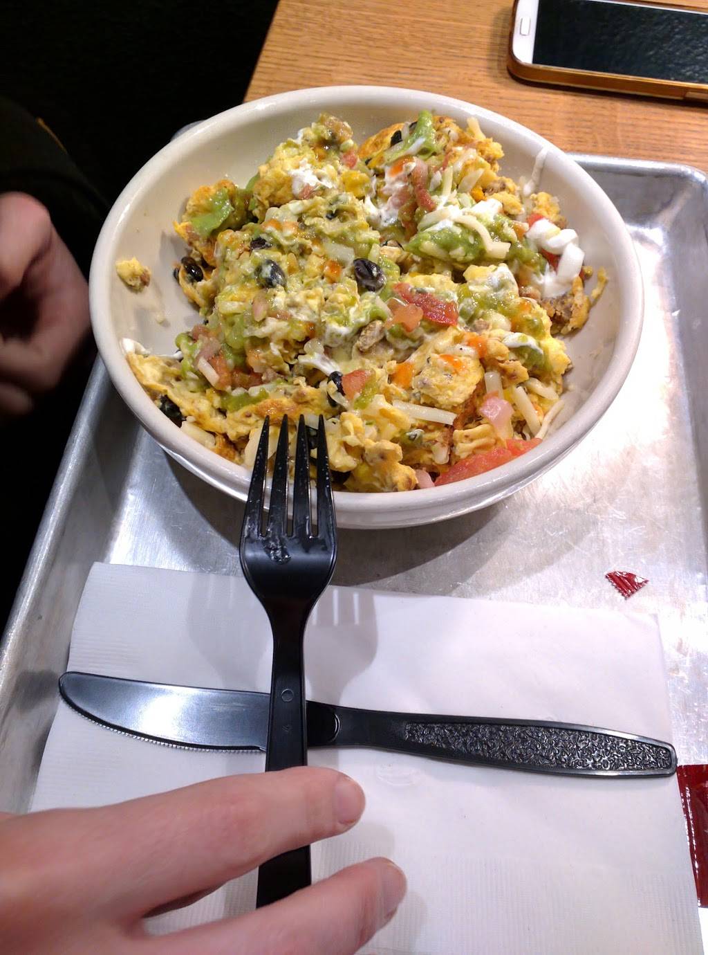 Heirloom Salad Co | restaurant | 211 E Washington St, Iowa City, IA 52240, USA | 3193381300 OR +1 319-338-1300