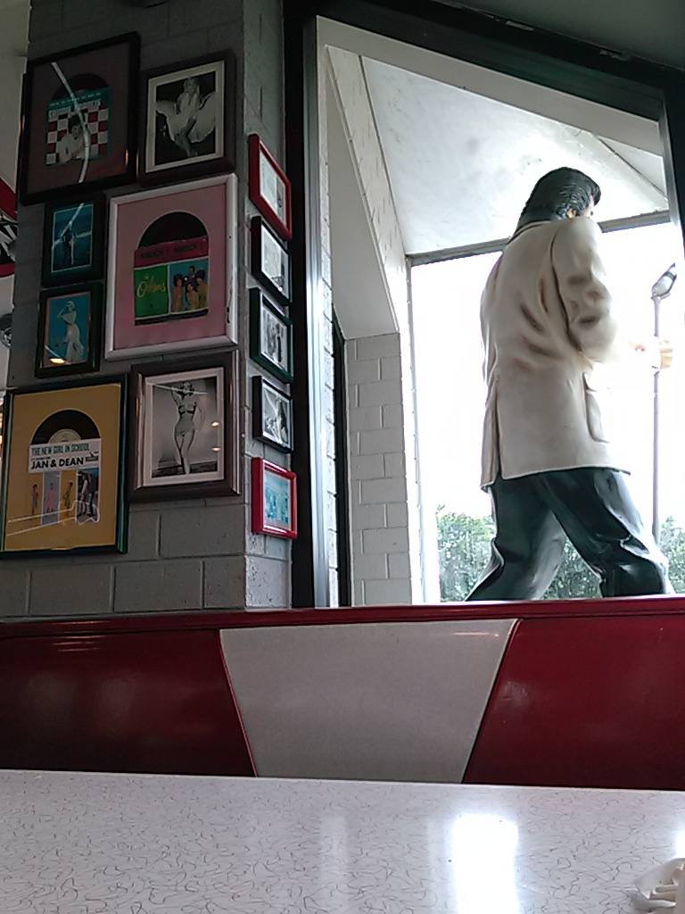 Spangles | restaurant | 2005 W Central Ave, El Dorado, KS 67042, USA | 3163213227 OR +1 316-321-3227