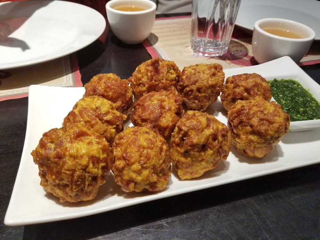 Hakka Ren | restaurant | Mississauga Marketplace Plaza, 4555 Hurontario Street C2, Mississauga, ON L4Z 3M1, Canada | 9055681818 OR +1 905-568-1818