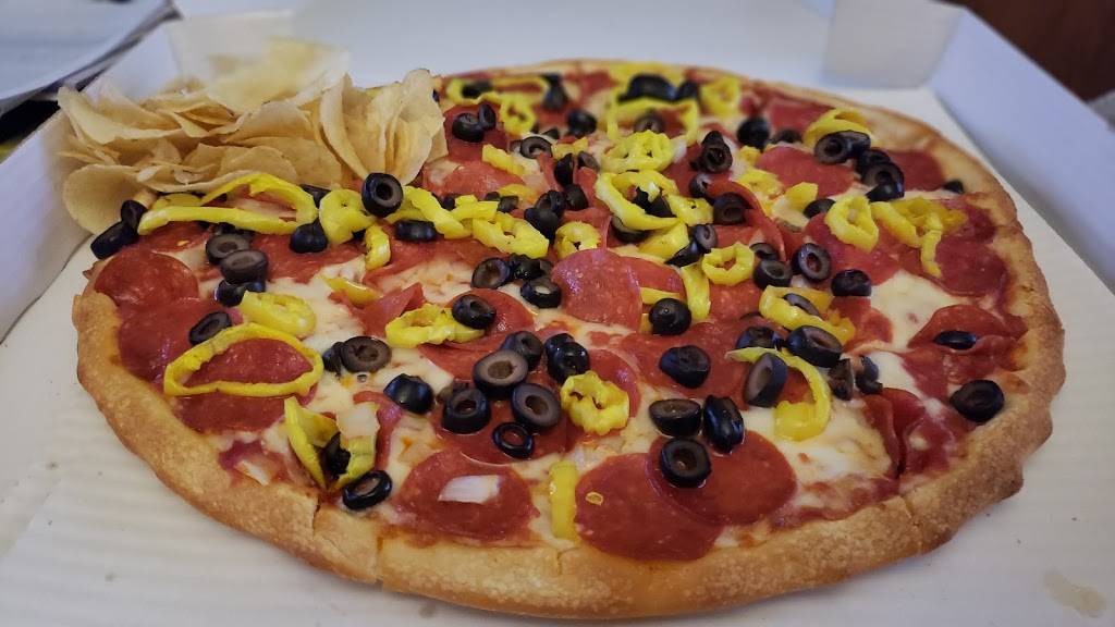 Claras Pizza and Subs | restaurant | 496 Indiana Ave, Mansfield, OH 44905, USA | 4195894611 OR +1 419-589-4611