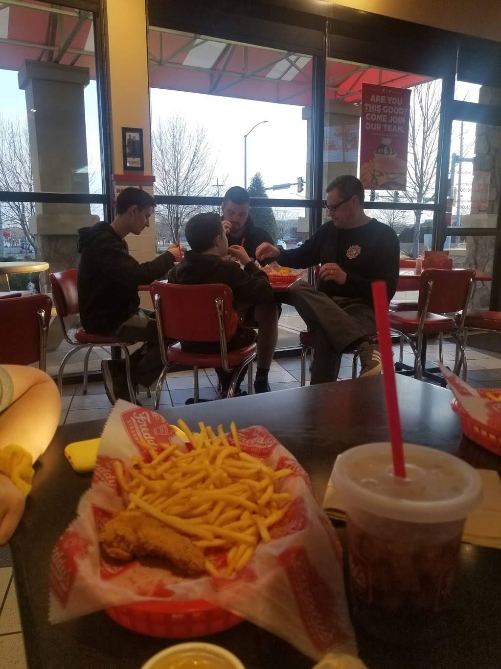 Freddys Frozen Custard & Steakburgers | restaurant | 11775 S Black Bob Rd, Olathe, KS 66062, USA | 9138153274 OR +1 913-815-3274