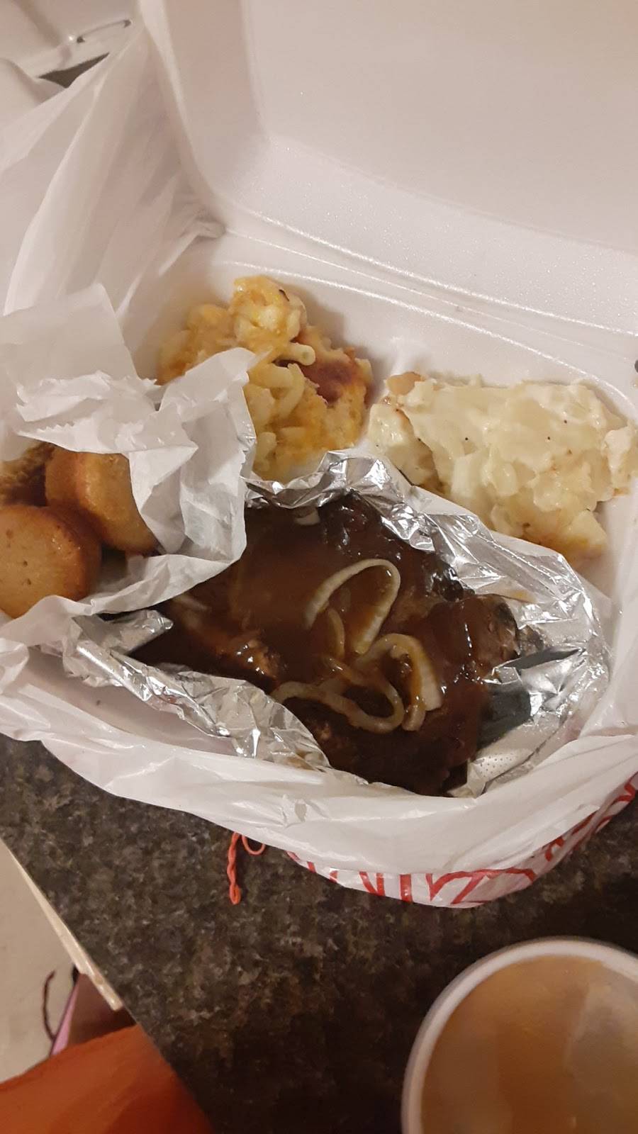 Zanzibar Soul Fusion-Euclid | restaurant | 317 E 200th St, Cleveland, OH 44119, USA | 2167381955 OR +1 216-738-1955