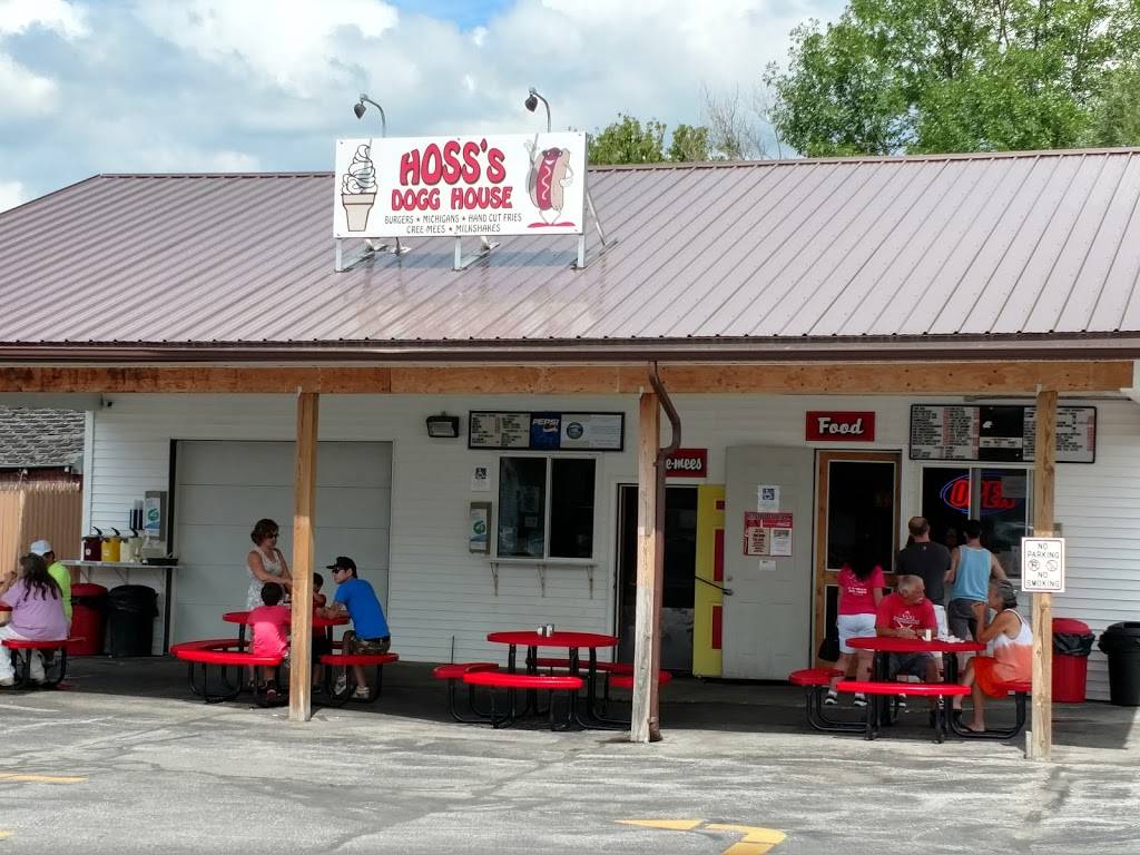 Hosss Dogg House | restaurant | 195 Lake St, St Albans City, VT 05478, USA | 8025271373 OR +1 802-527-1373