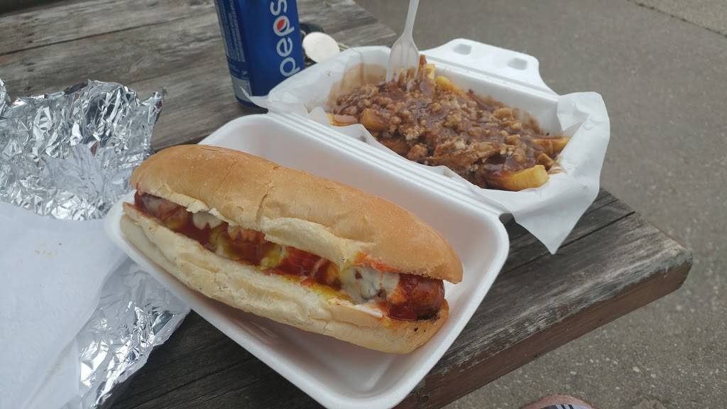 Davids Fresh Cut Fries | restaurant | 36 Lancaster St W, Kitchener, ON N2H 4S9, Canada | 5197482024 OR +1 519-748-2024