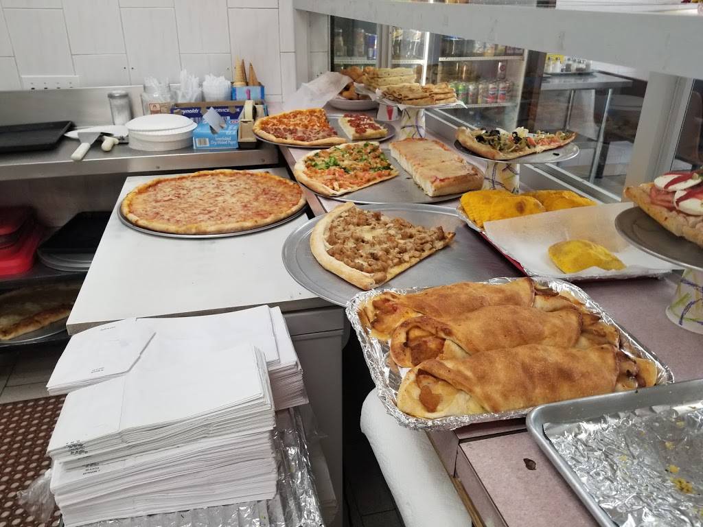 Italiana Cremosa | restaurant | 11011 101st Ave, Jamaica, NY 11419, USA | 7184411137 OR +1 718-441-1137