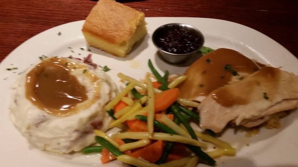 Houlihans | restaurant | 1735 US-46, Parsippany, NJ 07054, USA | 9733344900 OR +1 973-334-4900