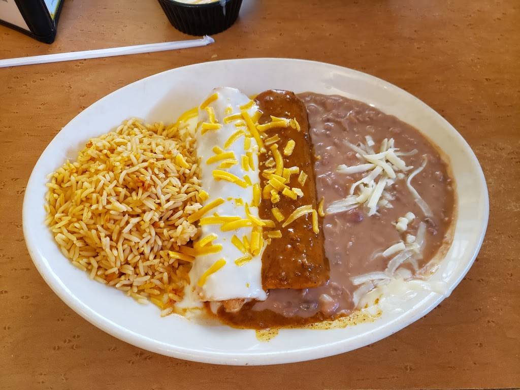 El Chico Cafe | restaurant | 2501 W Memorial Rd, Oklahoma City, OK 73134, USA | 4057520677 OR +1 405-752-0677