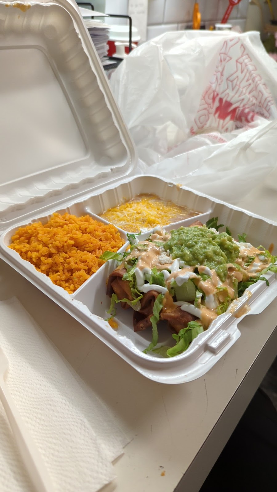 Ponchos | restaurant | 1065 Brea Mall, Brea, CA 92821, USA | 6572484770 OR +1 657-248-4770