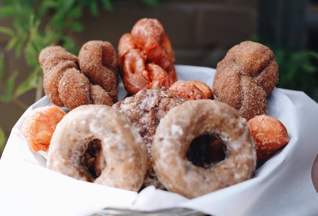 Jesse James Railroad Express | restaurant | 531 Railroad Ave, Rutherfordton, NC 28139, USA | 8284474644 OR +1 828-447-4644