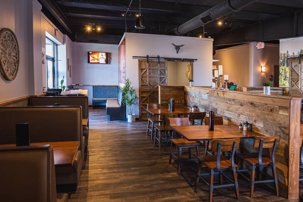 C-Anns Southern Bistro | restaurant | 708 Crowell Ln, Lynchburg, VA 24502, USA | 4342397665 OR +1 434-239-7665