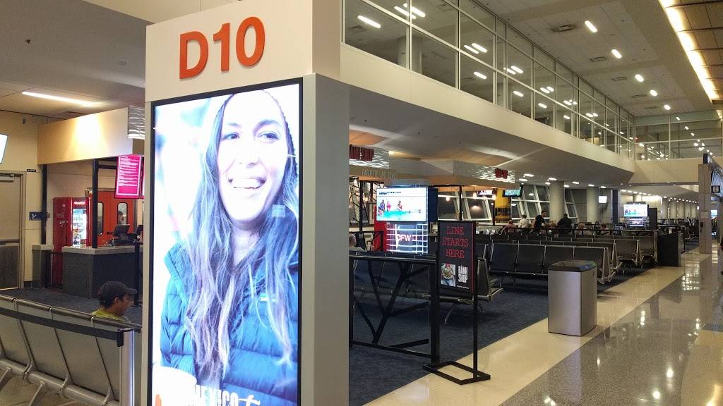 Bánh Shop | restaurant | DFW Airport, TX 75261, USA | 9729732583 OR +1 972-973-2583