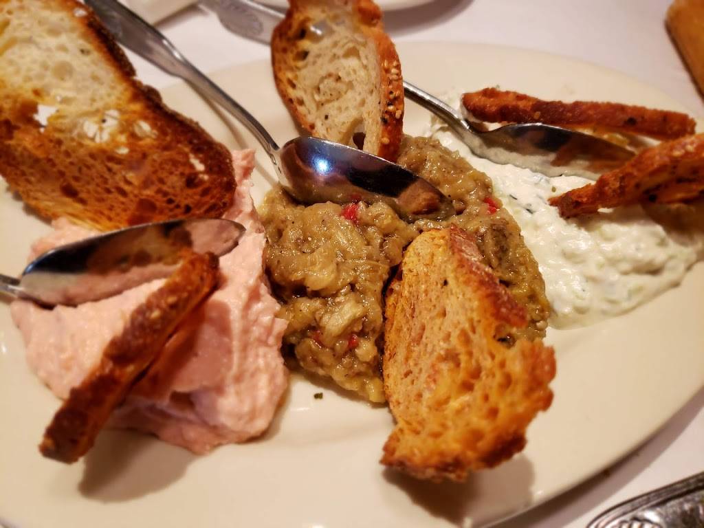 Demetris | restaurant | 660 Lake Cook Rd, Deerfield, IL 60015, USA | 8479400777 OR +1 847-940-0777