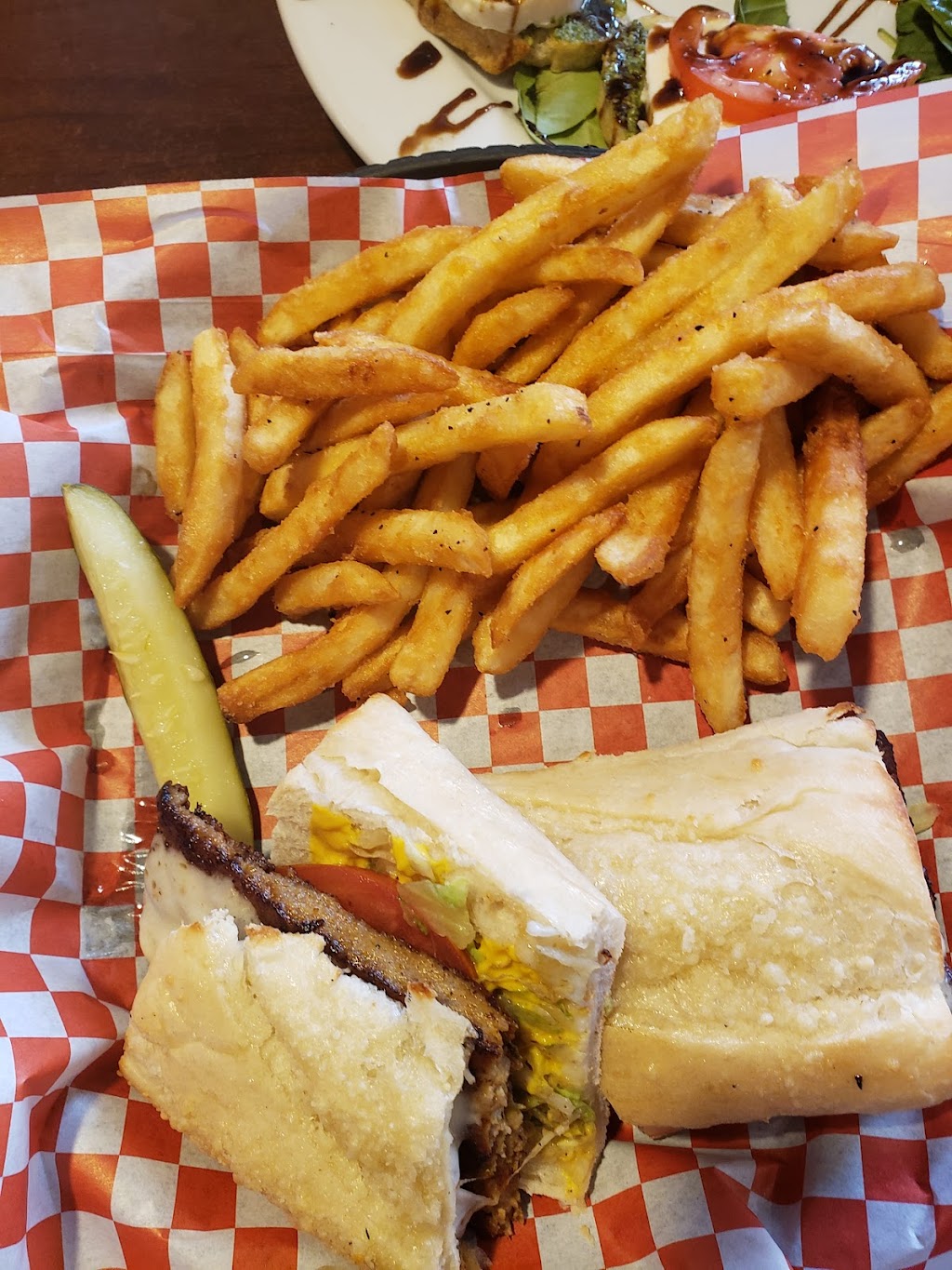 ThunderZone West | restaurant | 74 Component Dr Suite 110, Pueblo West, CO 81007, USA | 7195474388 OR +1 719-547-4388