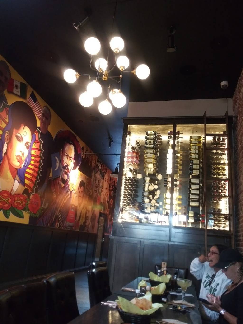 Garcias South of the Border Cantina & Grill | restaurant | 136 W Commonwealth Ave, Fullerton, CA 92832, USA | 7145193906 OR +1 714-519-3906