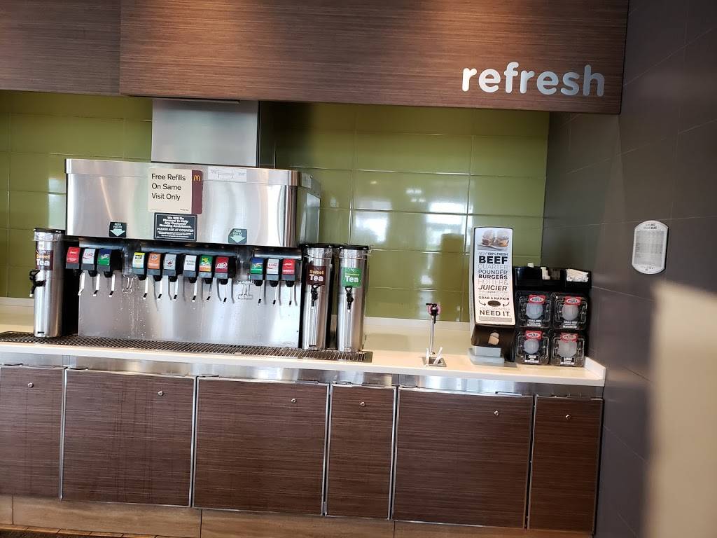 McDonalds | cafe | 5703 W Jefferson Blvd, Fort Wayne, IN 46804, USA | 2604327267 OR +1 260-432-7267