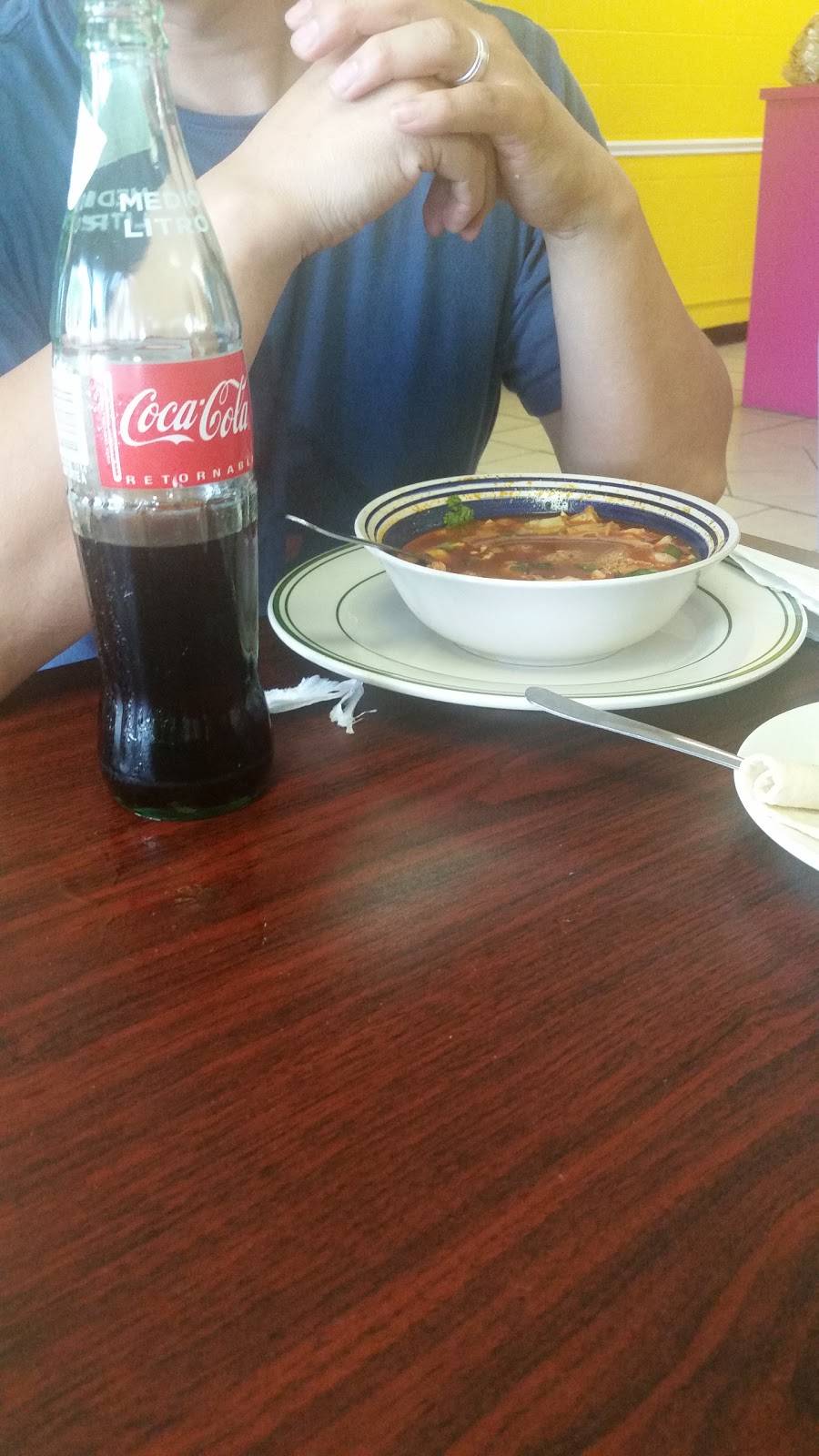 Tortilleria Las Milpas | restaurant | 2228 Wirt Rd, Houston, TX 77055, USA | 8326497678 OR +1 832-649-7678