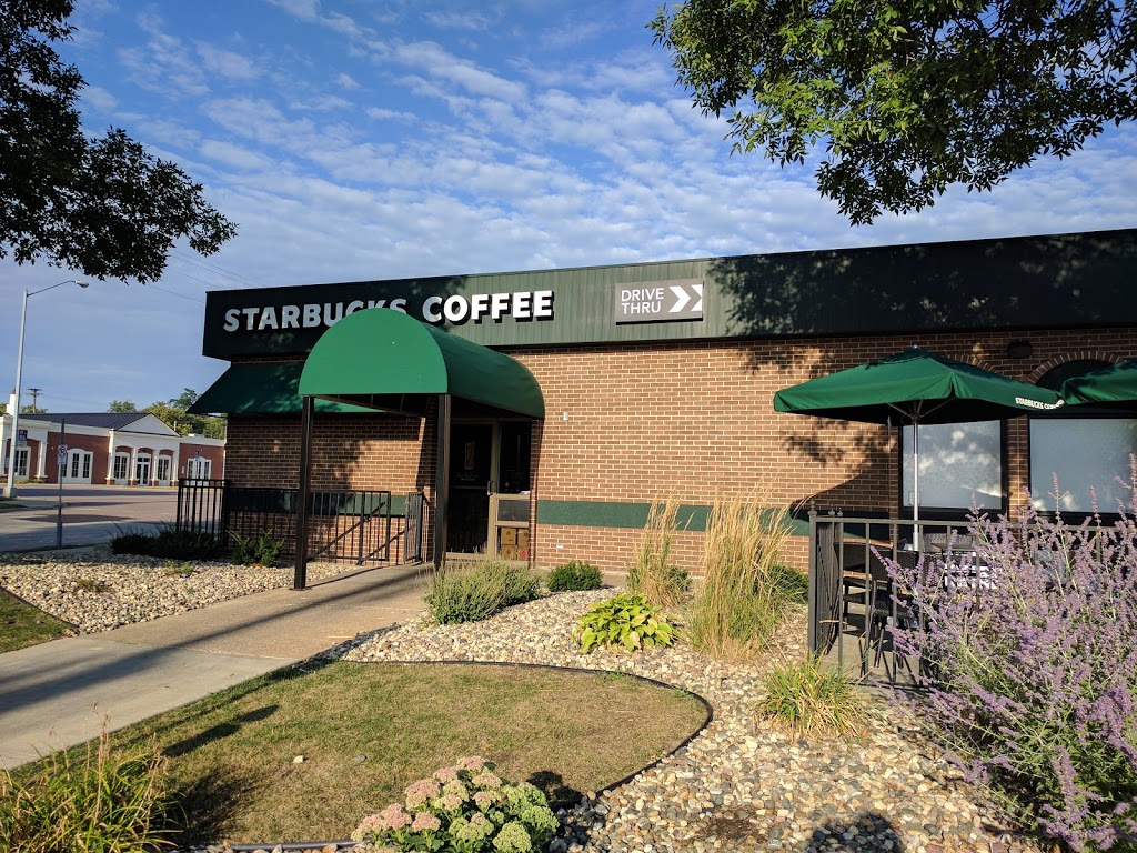 Starbucks | cafe | 418 S Minnesota Ave, Sioux Falls, SD 57104, USA | 6053329850 OR +1 605-332-9850