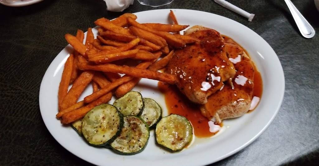 Ruby Tuesday | restaurant | 2023 Village Dr, Leeds, AL 35094, USA | 2056407829 OR +1 205-640-7829